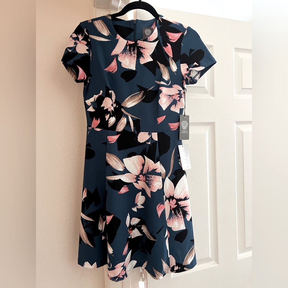 Beautiful Vince Camuto floral dress